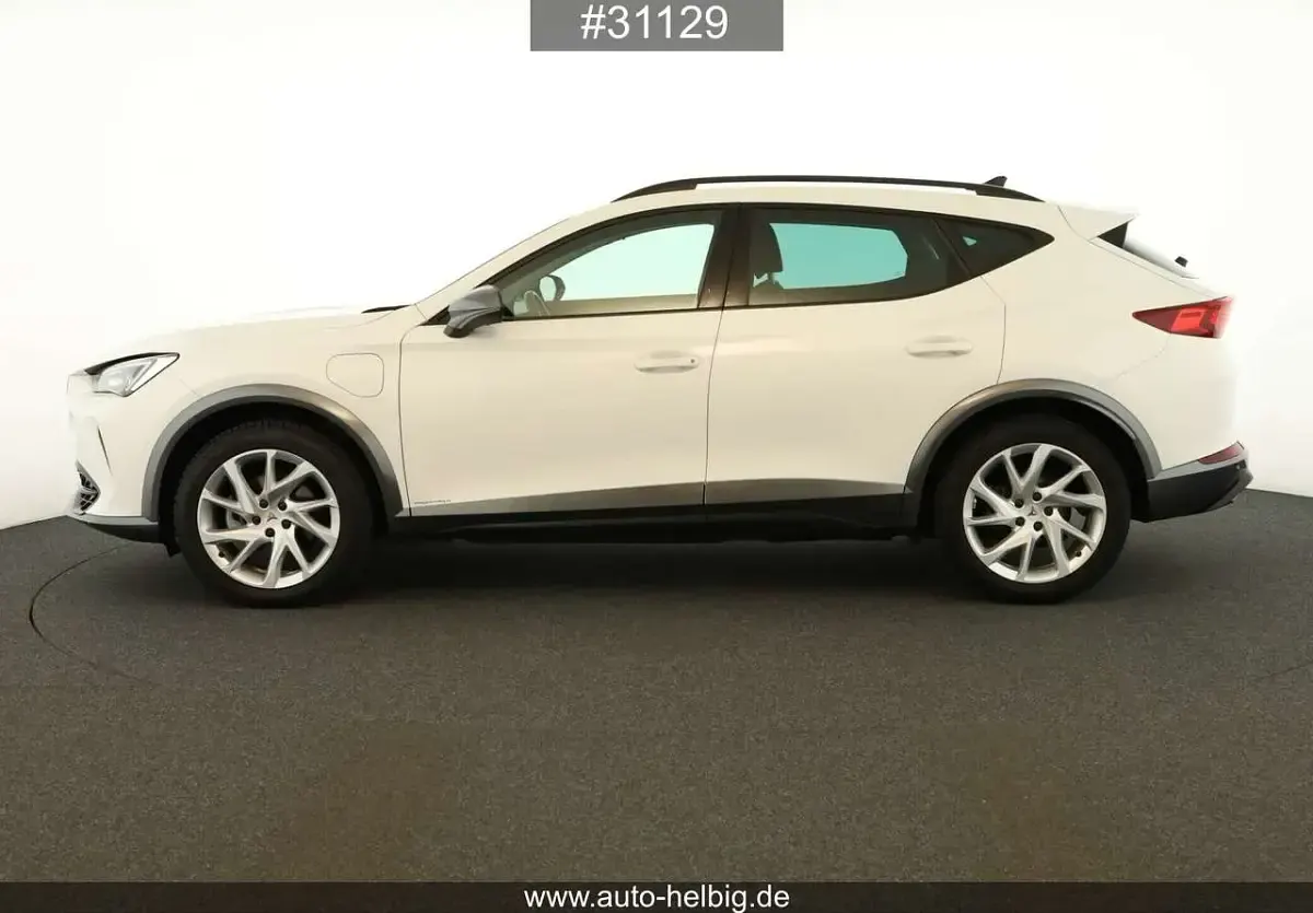 Używany Cupra Formentor 204 KM (150 kW) 2023 Biały SUV