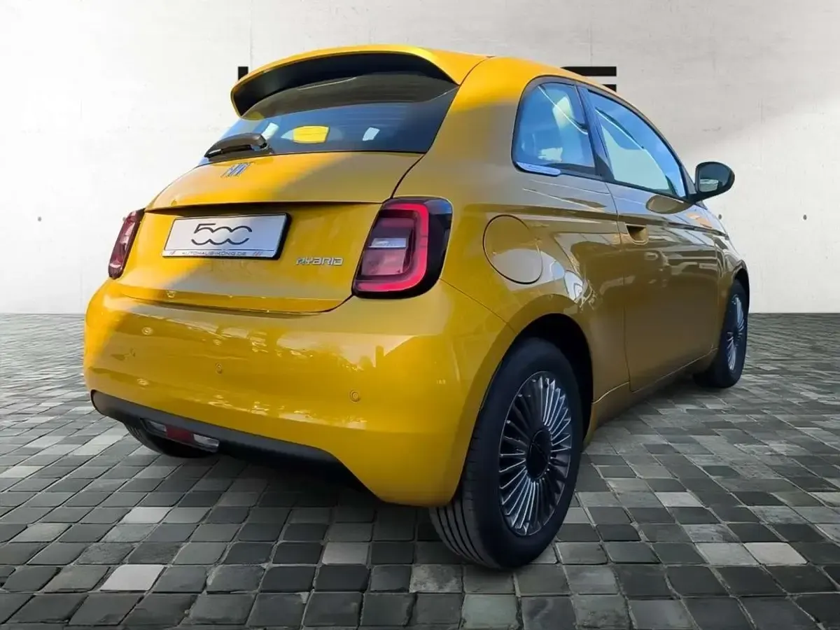 Gebraucht Fiat 500 65 PS (47 kW) 2026 Gelb Kleinwagen