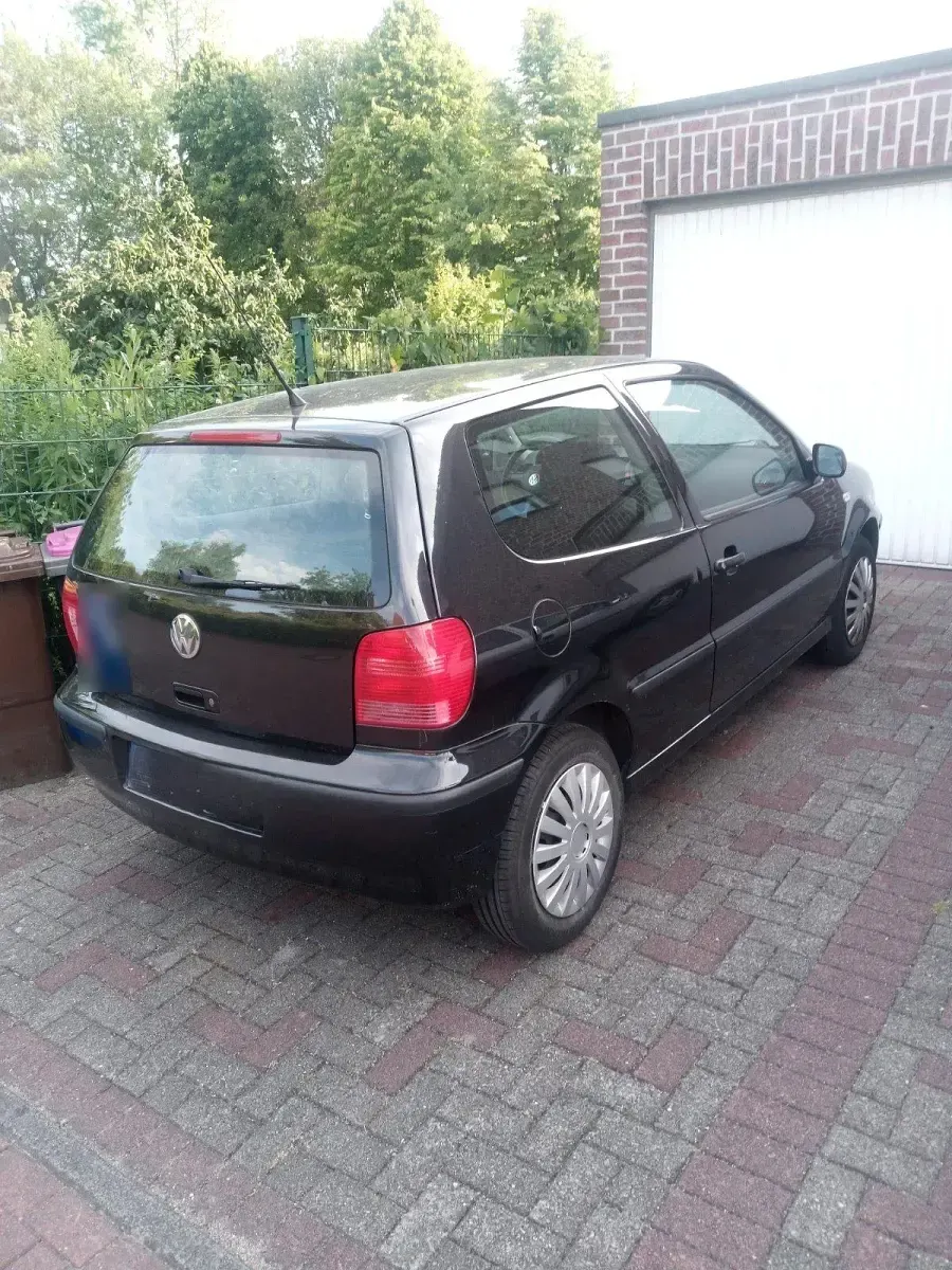 Gebraucht VW Polo Match 60 PS (44 kW) 2001 Schwarz Kleinwagen