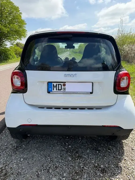 Gebraucht Smart ForTwo Coupé 71 PS (52 kW) 2017 Weiß Coupé