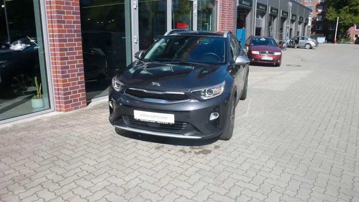 Gebraucht Kia Stonic Spirit 120 PS (88 kW) 2017 Grau SUV