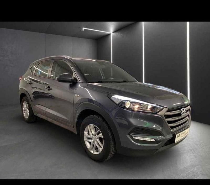 Gebraucht Hyundai Tucson 132 PS (97 kW) 2017 Grau SUV