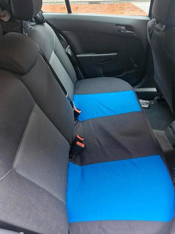 Gebraucht Opel Astra 105 PS (77 kW) 2007 Blau Kleinwagen