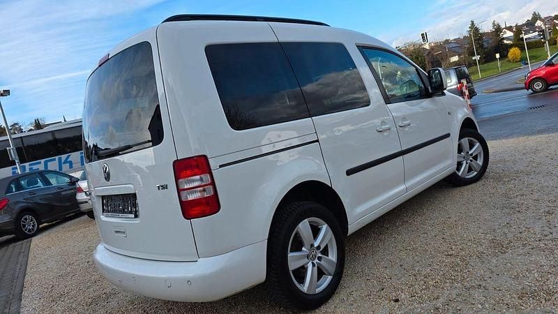 Gebraucht VW Caddy Family 86 PS (63 kW) 2015 Weiß Van / Kleinbus