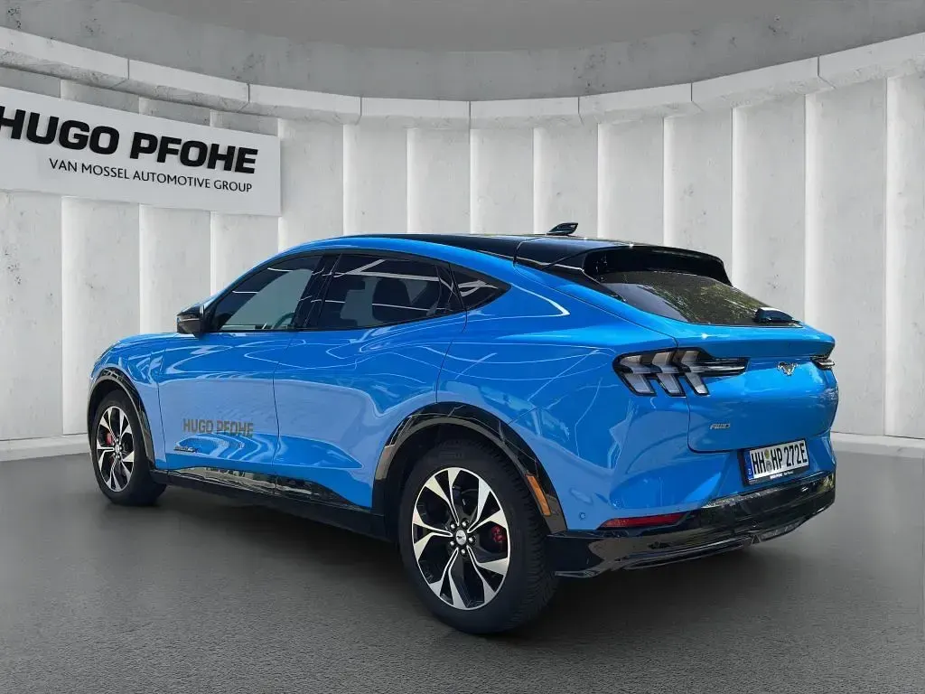 Używany Ford Mustang Mach-E Premium 258 kW (351 KM) 2024 Niebieski SUV