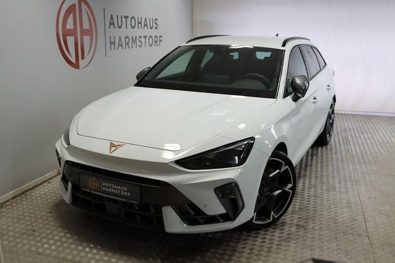 Weiß Neu 2025 Cupra Leon VZ Limousine | 38.899 € (Superpreis) - Bild 1/4