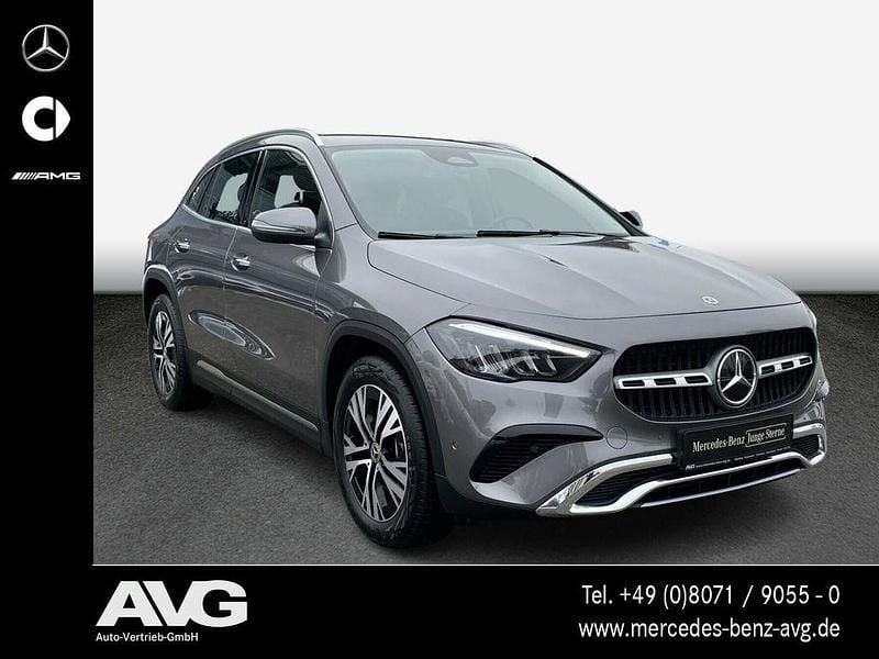 Gebraucht Mercedes GLA220 Progressive 190 PS (139 kW) 2024 Grau SUV