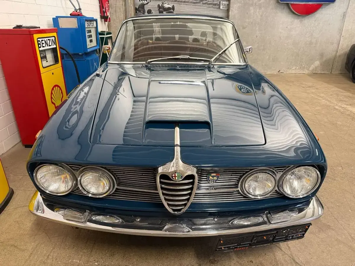 Gebraucht Alfa Romeo 2600 Sprint 145 PS (106 kW) 1964 Blau Coupé
