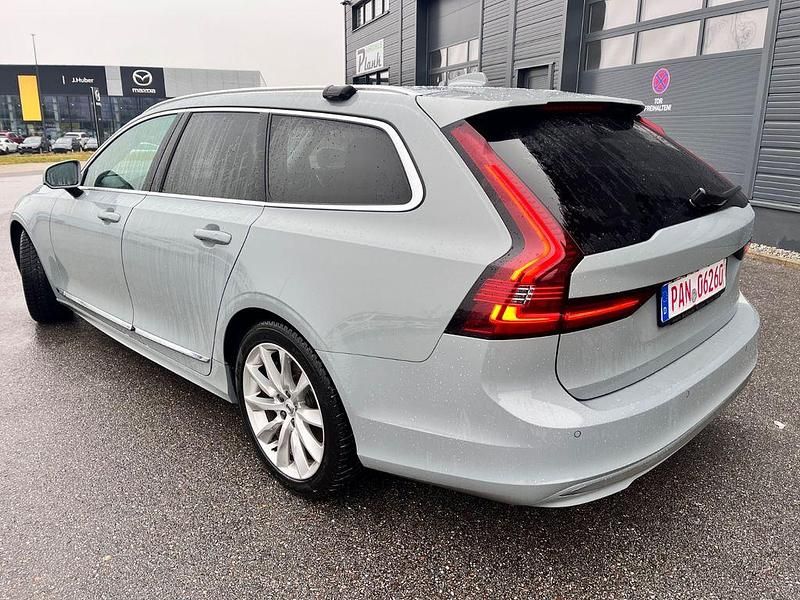 Gebraucht Volvo V90 Plus 197 PS (144 kW) 2023 Grau Kombi