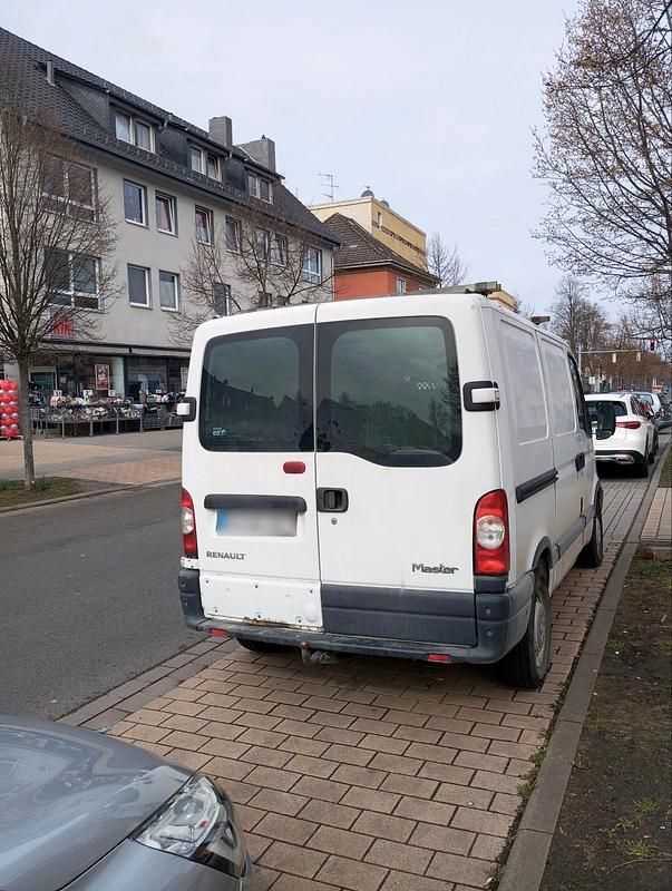 Gebraucht Renault Master 120 PS (88 kW) 2010 Weiß Van / Kleinbus