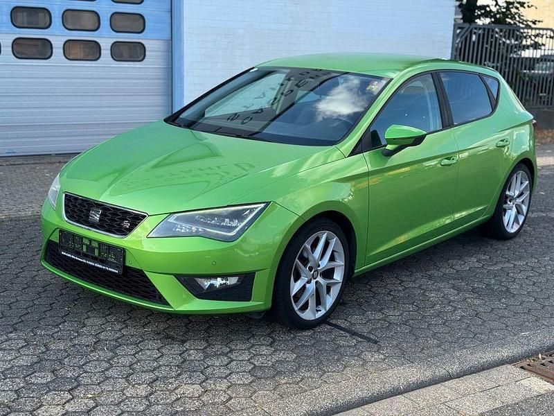 Grün Gebraucht 2013 Seat Leon FR Limousine | 7.999 € (Guter Preis) - Bild 1/4
