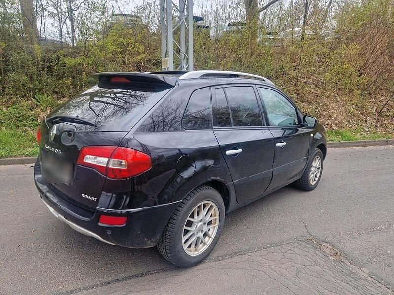 Gebraucht Renault Koleos 150 PS (110 kW) 2010 Schwarz SUV
