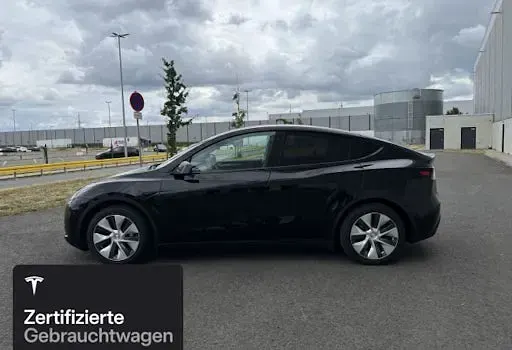 Gebraucht Tesla Model Y RWD 188 kW (256 PS) 2023 Schwarz SUV