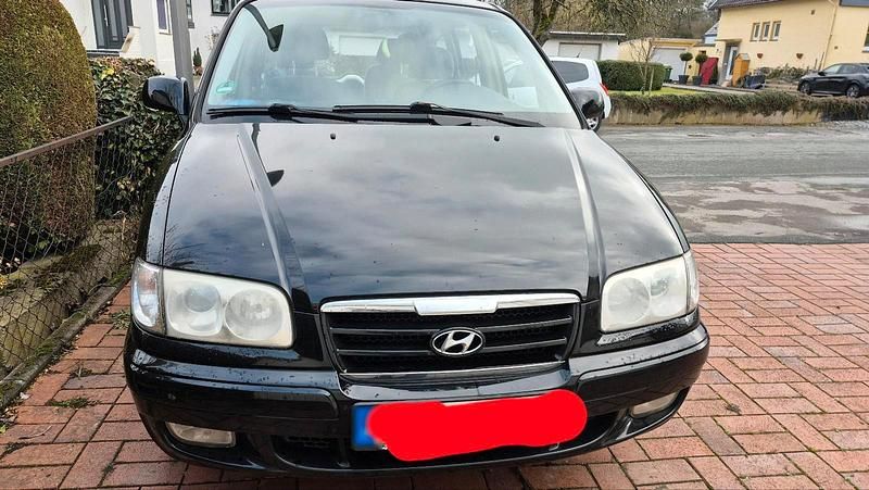 Gebraucht Hyundai Trajet 136 PS (100 kW) 2005 Schwarz Van / Kleinbus