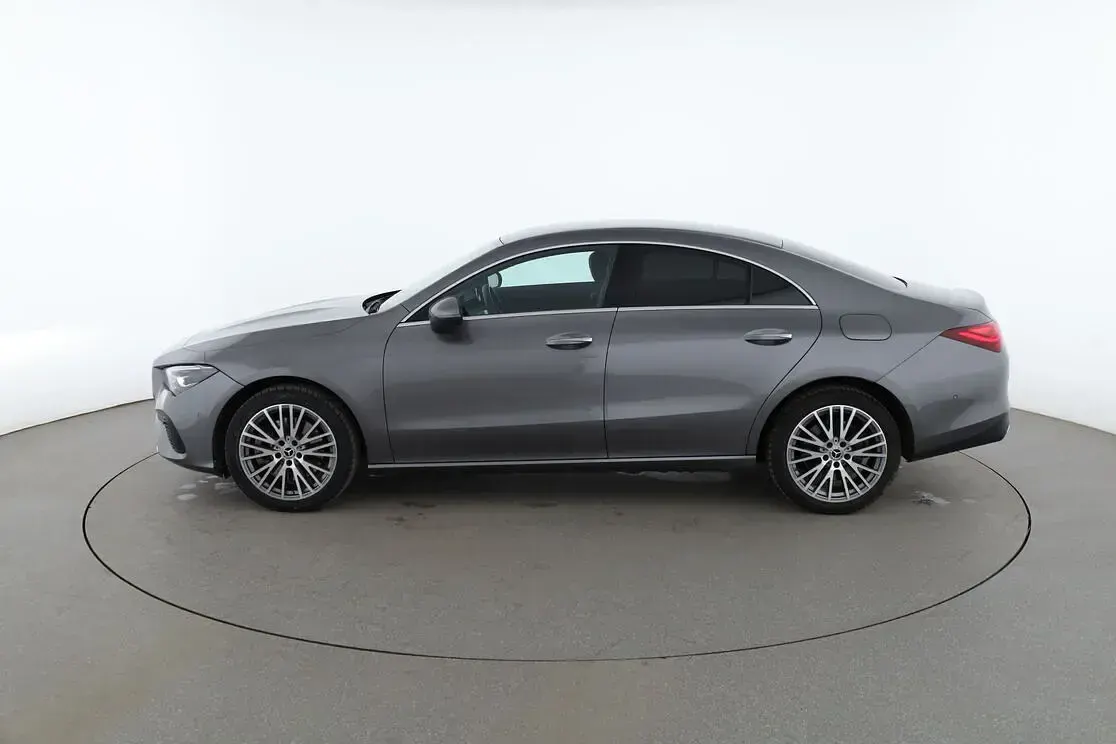 Gebraucht Mercedes CLA250 Progressive 109 PS (80 kW) 2024 Grau Coupé