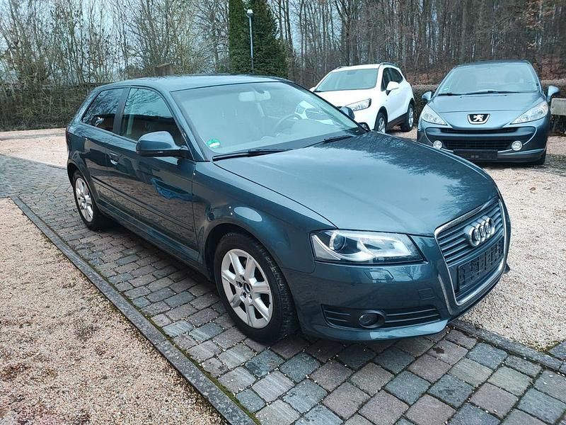 Gebraucht Audi A3 Ambiente 125 PS (91 kW) 2009 Grau Kleinwagen