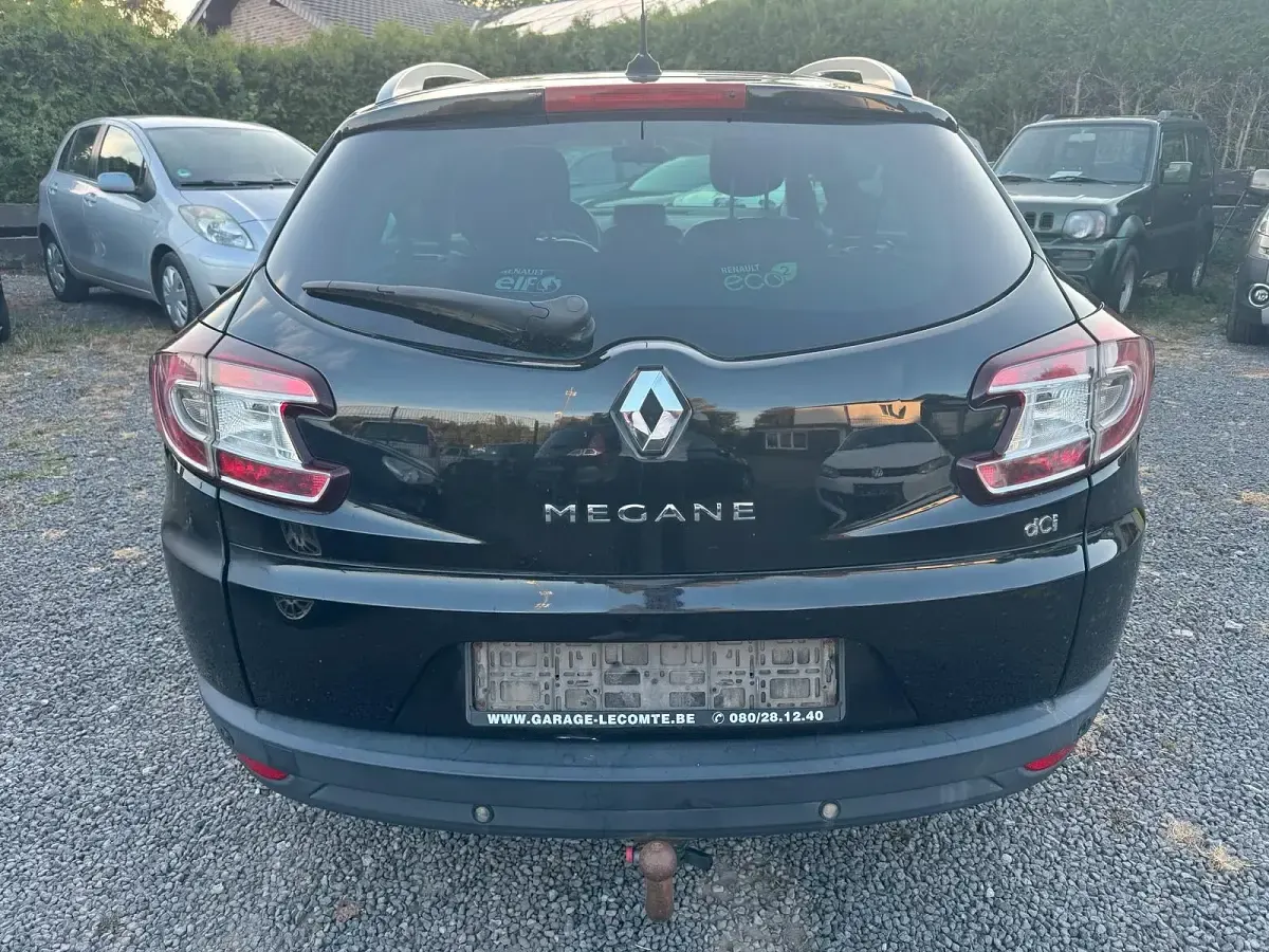 Gebraucht Renault Mégane GrandTour Bose Edition 131 PS (96 kW) 2011 Schwarz Kombi