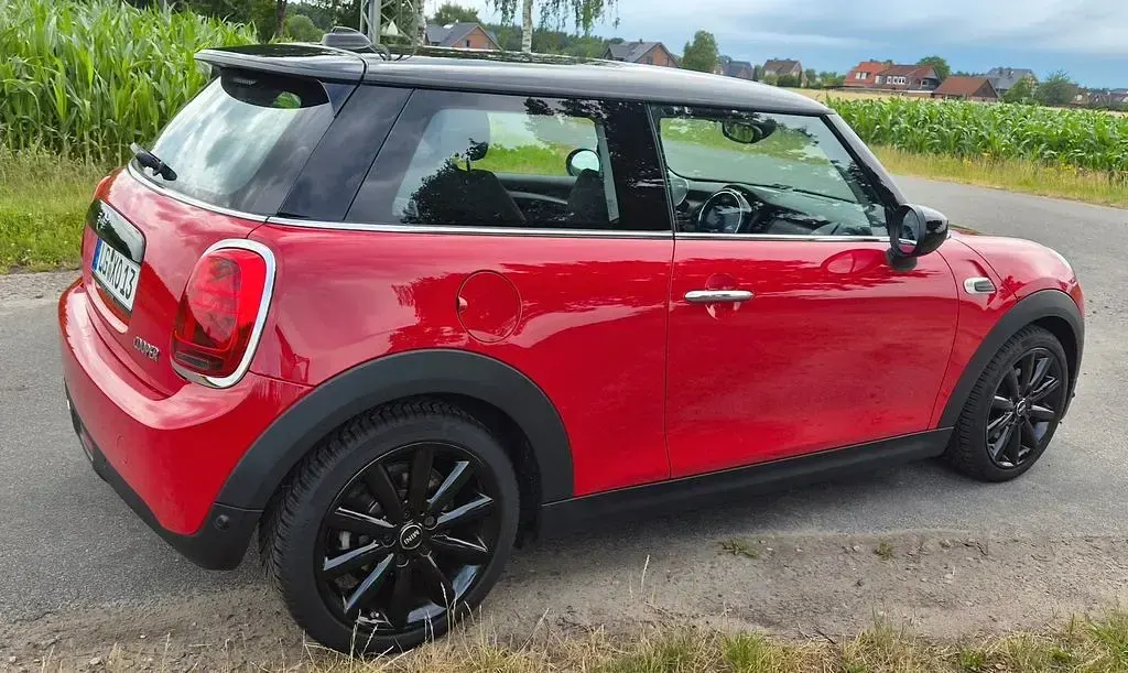 Gebraucht Mini Cooper Chili 136 PS (100 kW) 2021 Rot Kleinwagen