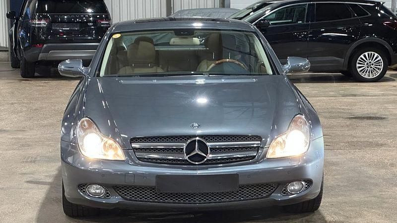 Gebraucht Mercedes CLS350 224 PS (164 kW) 2011 Grau Limousine