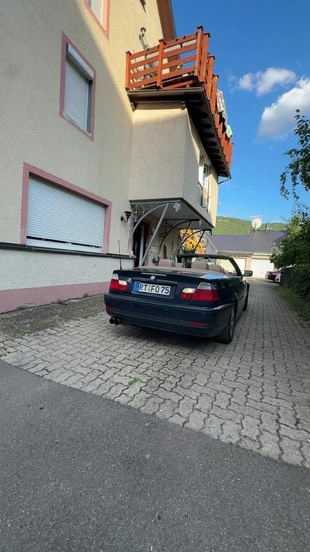 Gebraucht 2004 BMW 325 Cabriolet Cabrio | 6.999 € (Guter Preis) - Bild 1/3