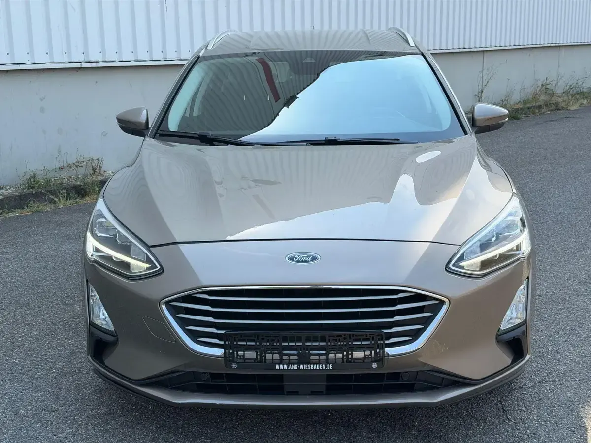 Gebraucht Ford Focus Cool & Connect 120 PS (88 kW) 2018 Silber Kombi