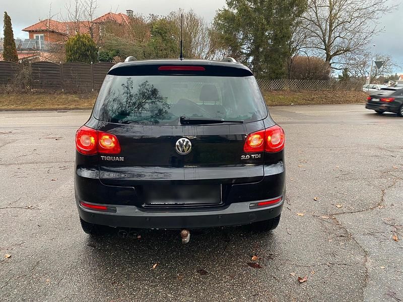Gebraucht VW Tiguan Sportline 140 PS (102 kW) 2009 Schwarz SUV