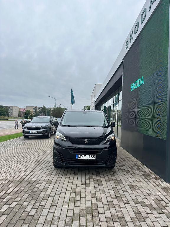 Gebraucht Peugeot Expert 144 PS (105 kW) 2022 Schwarz Van