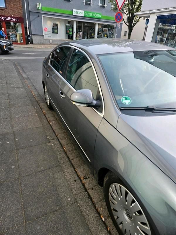 Gebraucht VW Passat Highline 200 PS (147 kW) 2005 Silber Limousine