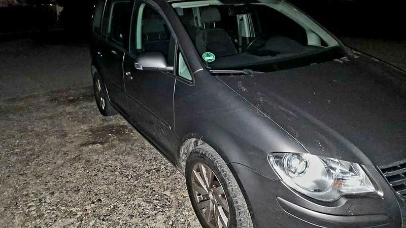 Gebraucht VW Touran 140 PS (102 kW) 2008 Grau Van / Kleinbus