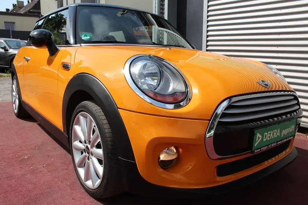 Gebraucht Mini John Cooper Works 136 PS (100 kW) 2015 Orange Kleinwagen