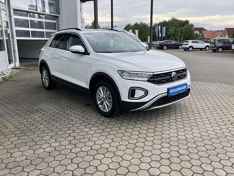 Gebraucht VW T-Roc Life 116 PS (85 kW) 2024 Weiß SUV
