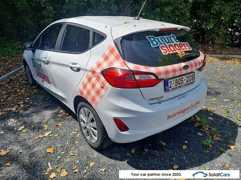 Gebraucht Ford Fiesta 101 PS (74 kW) 2022 Weiß Kleinwagen