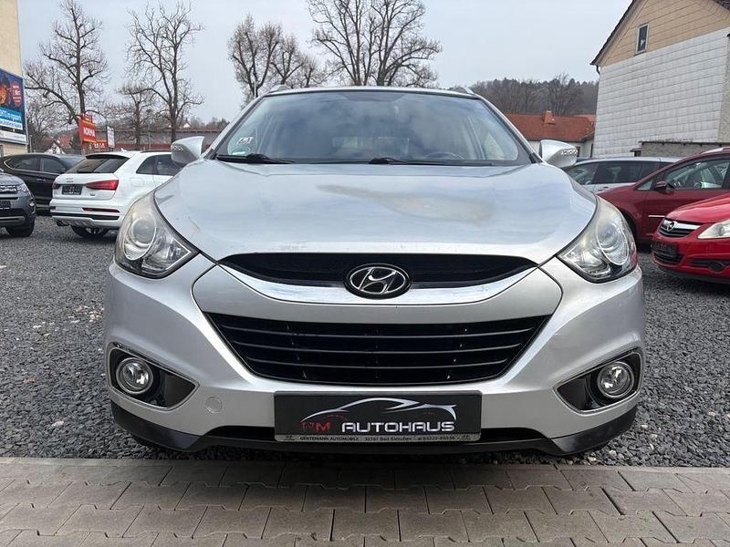 Gebraucht Hyundai ix35 Premium 184 PS (135 kW) 2013 Silber SUV