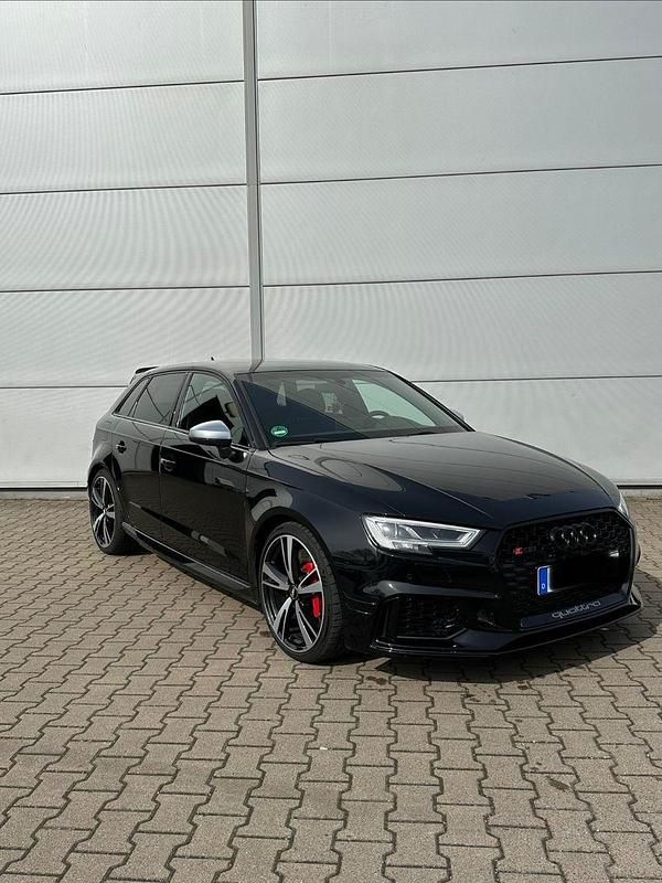 Gebraucht Audi RS3 Design 400 PS (294 kW) 2019 Schwarz Limousine