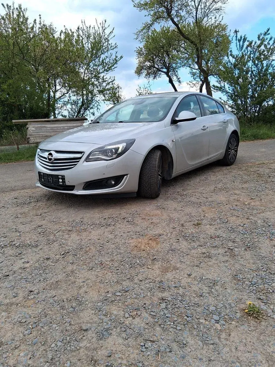 Gebraucht Opel Insignia Business Edition 140 PS (102 kW) 2014 Grau Limousine