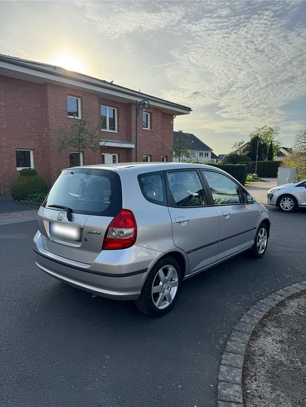 Gebraucht Honda Jazz 83 PS (61 kW) 2002 Silber Kleinwagen