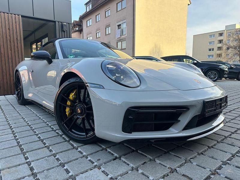 Grau Gebraucht 2022 Porsche 911 Targa 4 Cabrio | 164.999 € (Guter Preis) - Bild 1/4