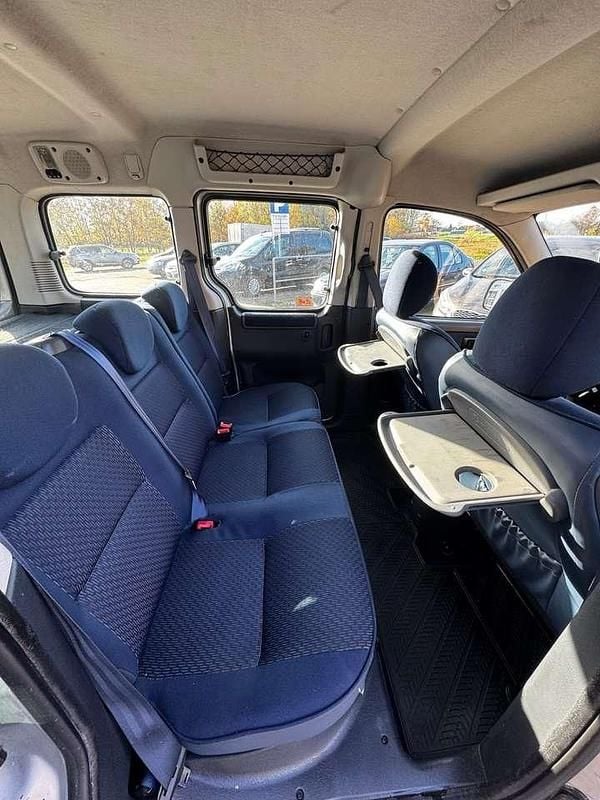 Gebraucht Citroën Berlingo 90 PS (66 kW) 2005 Lackierung aluminiumgrau Van / Kleinbus