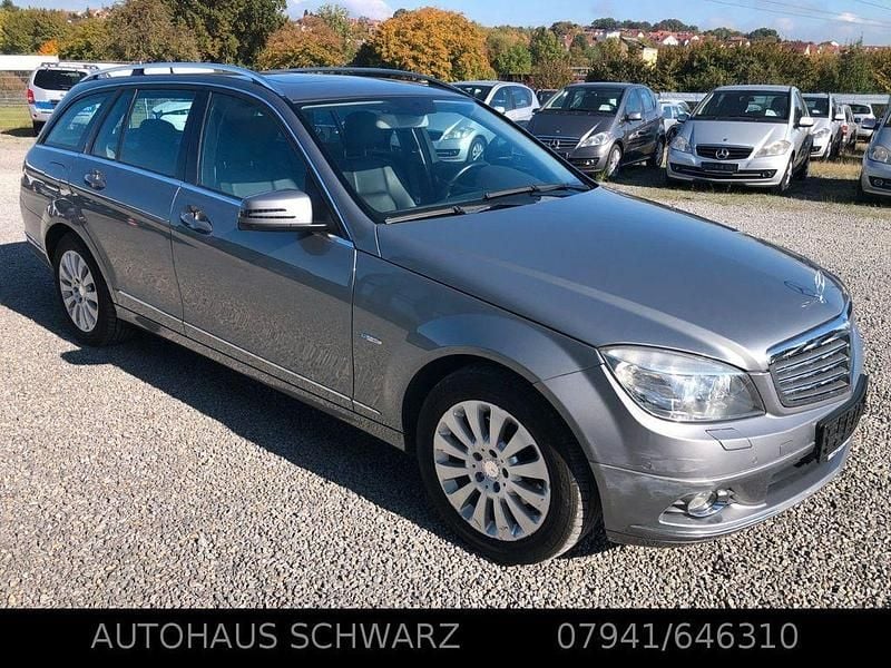 Gebraucht Mercedes C220 Elegance 170 PS (125 kW) 2011 Silber Limousine