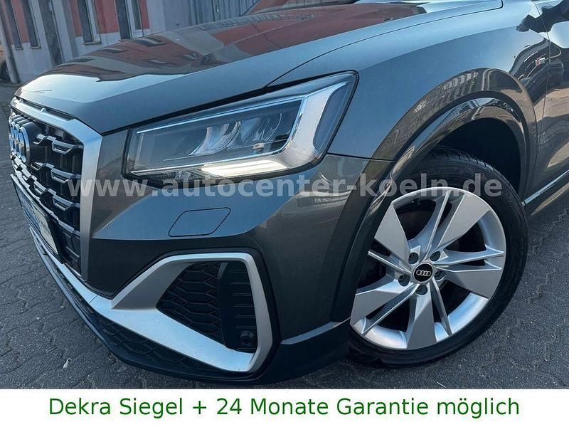 Gebraucht Audi Q2 S-Line 150 PS (110 kW) 2021 Grau SUV
