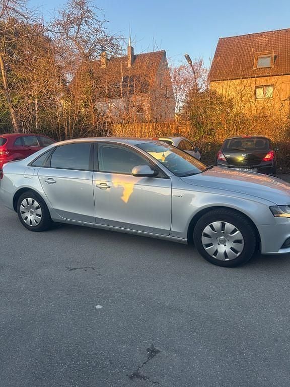 Gebraucht Audi A4 Ambiente 239 PS (175 kW) 2010 Silber Limousine