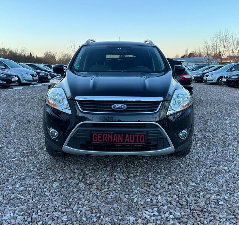 Używany Ford Kuga Trend 140 KM (102 kW) 2011 Czarny SUV
