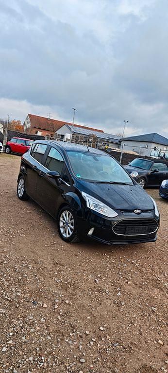 Schwarz Gebraucht 2015 Ford B-MAX Titanium Van / Kleinbus | 4.499 € (Guter Preis) - Bild 1/4