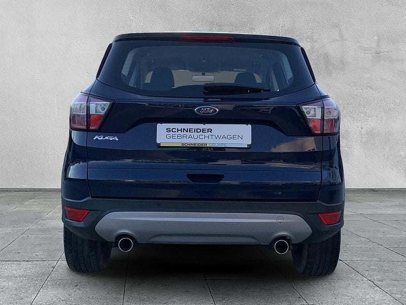 Gebraucht Ford Kuga Trend 120 PS (88 kW) 2019 Blau SUV