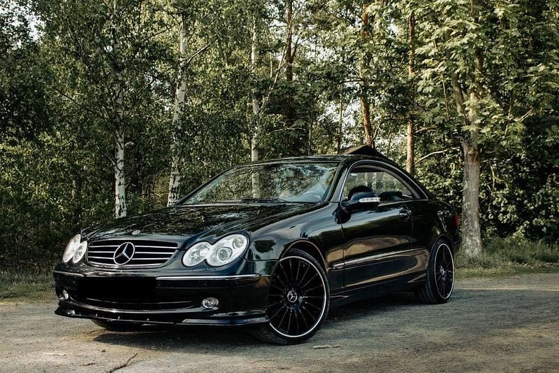 Schwarz Gebraucht 2005 Mercedes CLK200 Avantgarde Coupé | 6.500 € (Fairer Preis) - Bild 1/4