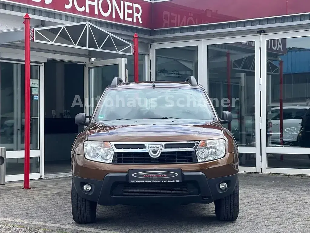 Gebraucht Dacia Duster Lauréate 107 PS (78 kW) 2012 Braun SUV