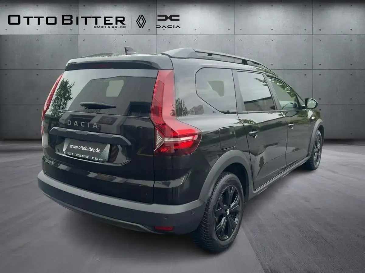 Gebraucht Dacia Jogger Extreme 101 PS (74 kW) 2022 Perlmuttschwarz Van / Kleinbus