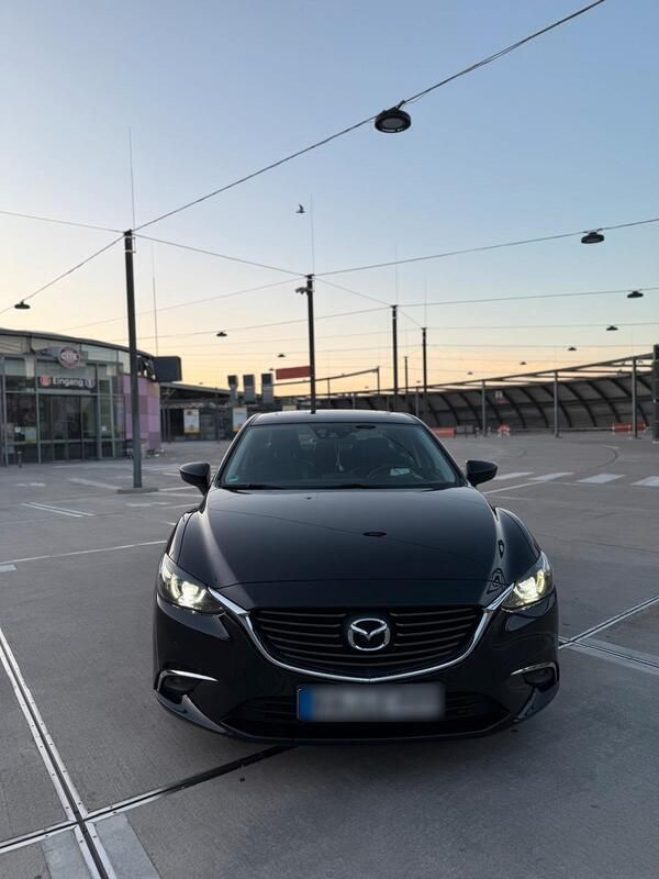 Schwarz Gebraucht 2015 Mazda 6 Sports-Line Limousine | 14.990 € (Fairer Preis) - Bild 1/4