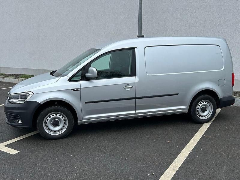 Gebraucht VW Caddy Maxi 102 PS (75 kW) 2019 Silber Van / Kleinbus