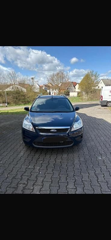 Usata Ford Focus 101 CV (74 kW) 2010 Blu Station wagon